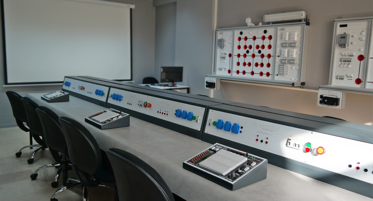 Üçüncü Binyıl Akademi PLC ve Otomatik Kumanda Eğitim Laboratuvarı