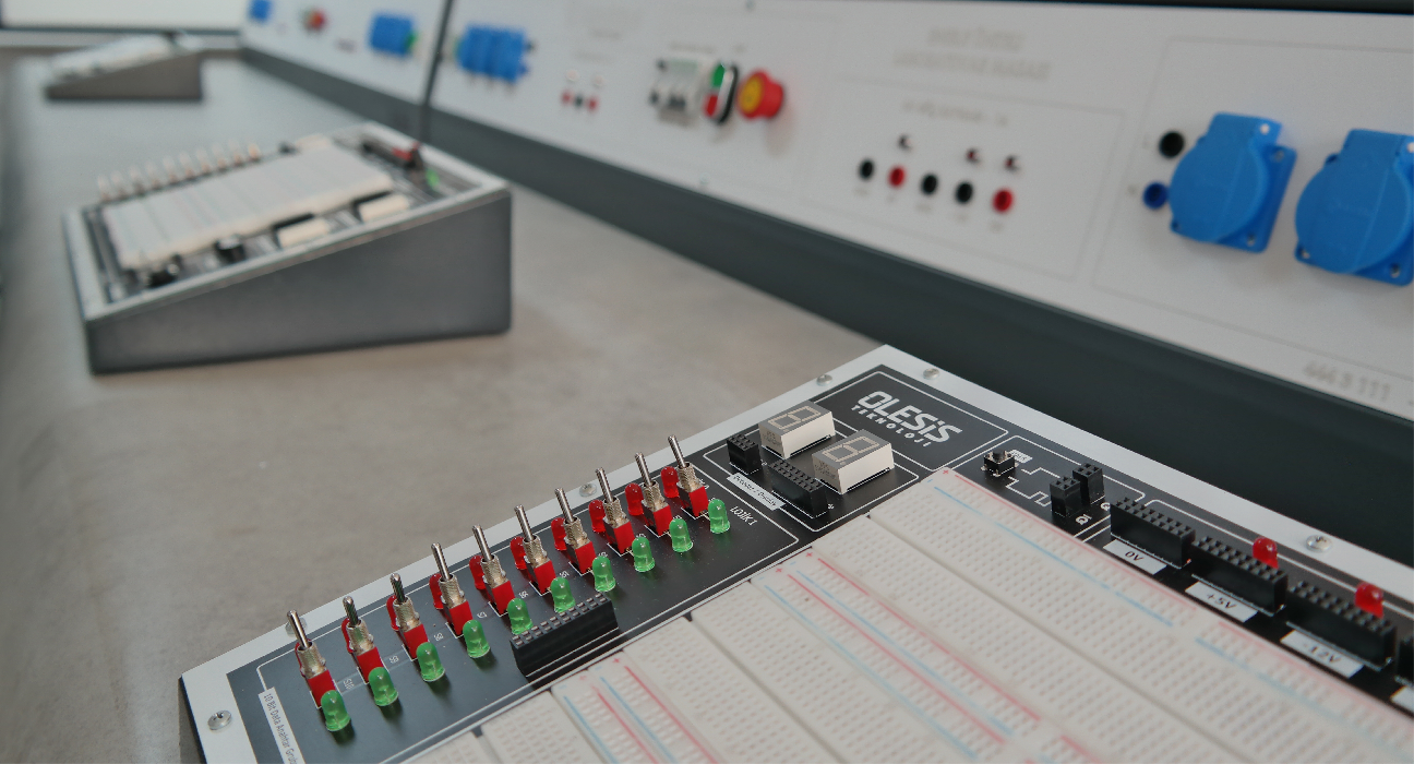 Üçüncü Binyıl Akademi PLC ve Otomatik Kumanda Eğitim Laboratuvarı